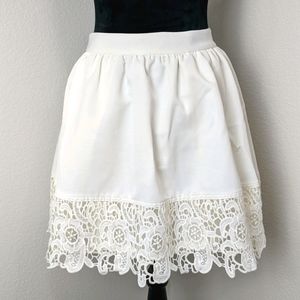 3/$45 White Express Skirt with Lace Bottom